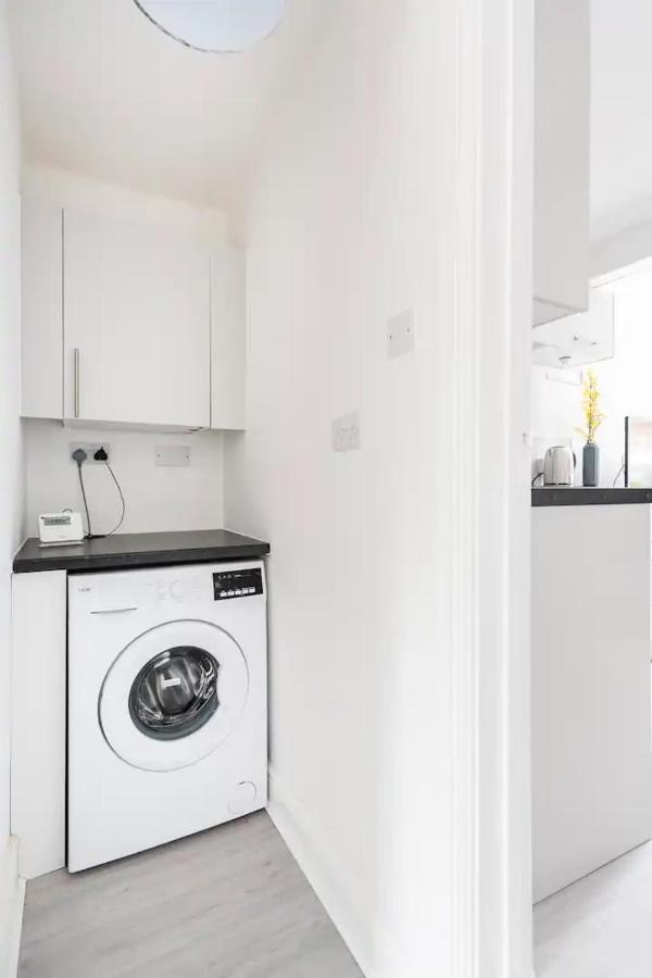 Nice 2 Bedroom House In Stowmarket Buitenkant foto